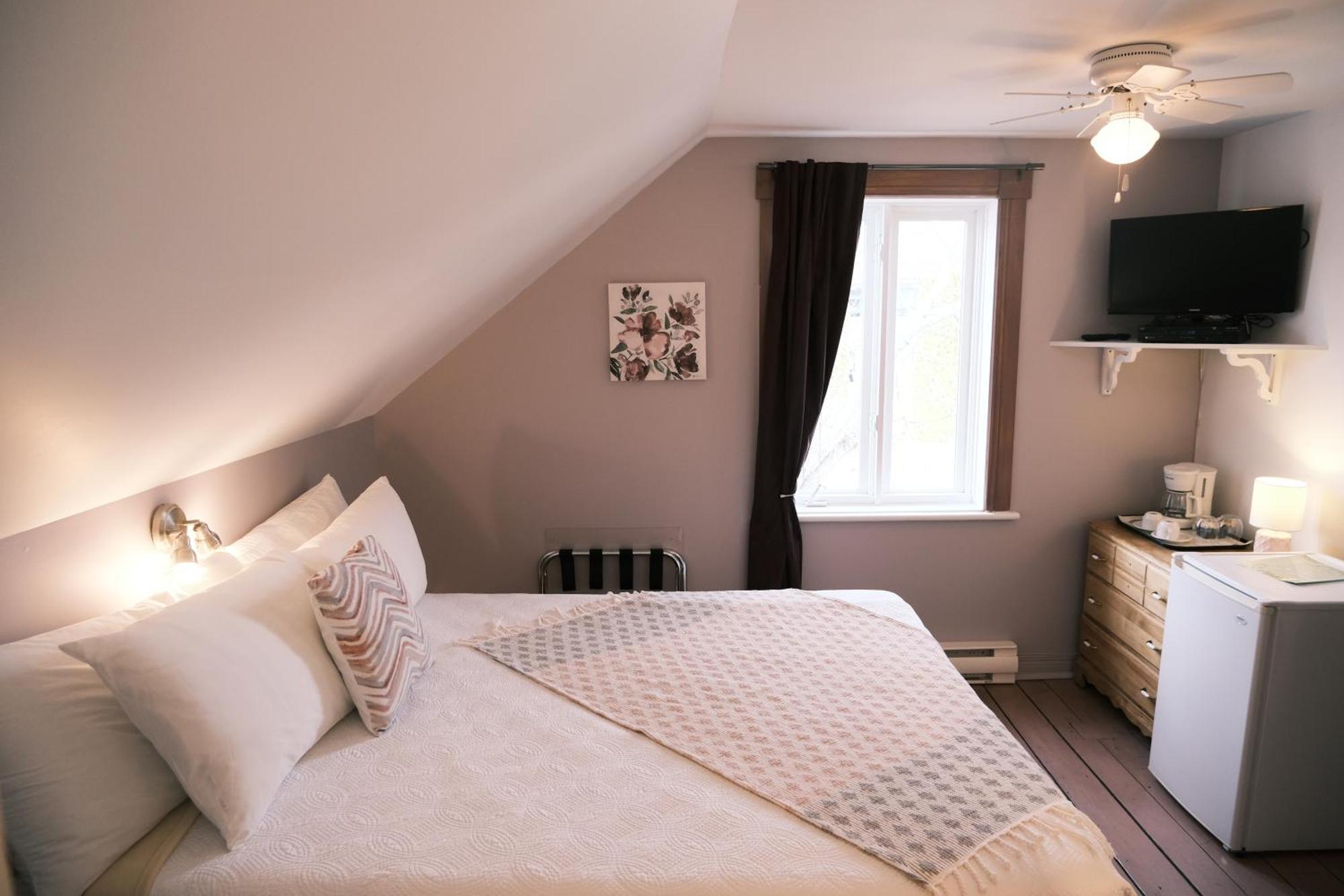 Bed and Breakfast Les Pinsons Des Rives La Malbaie Pokój zdjęcie