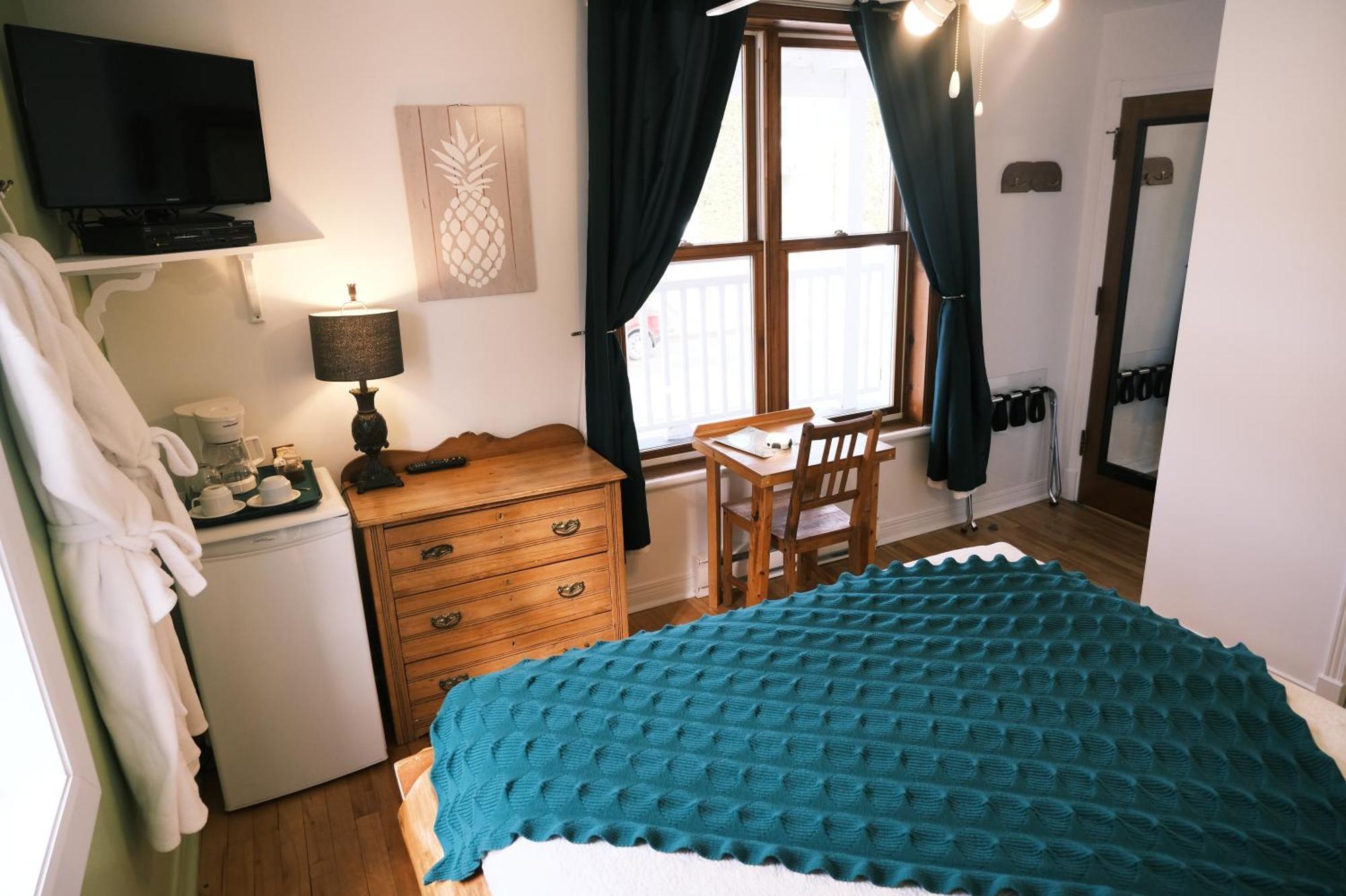 Bed and Breakfast Les Pinsons Des Rives La Malbaie Pokój zdjęcie