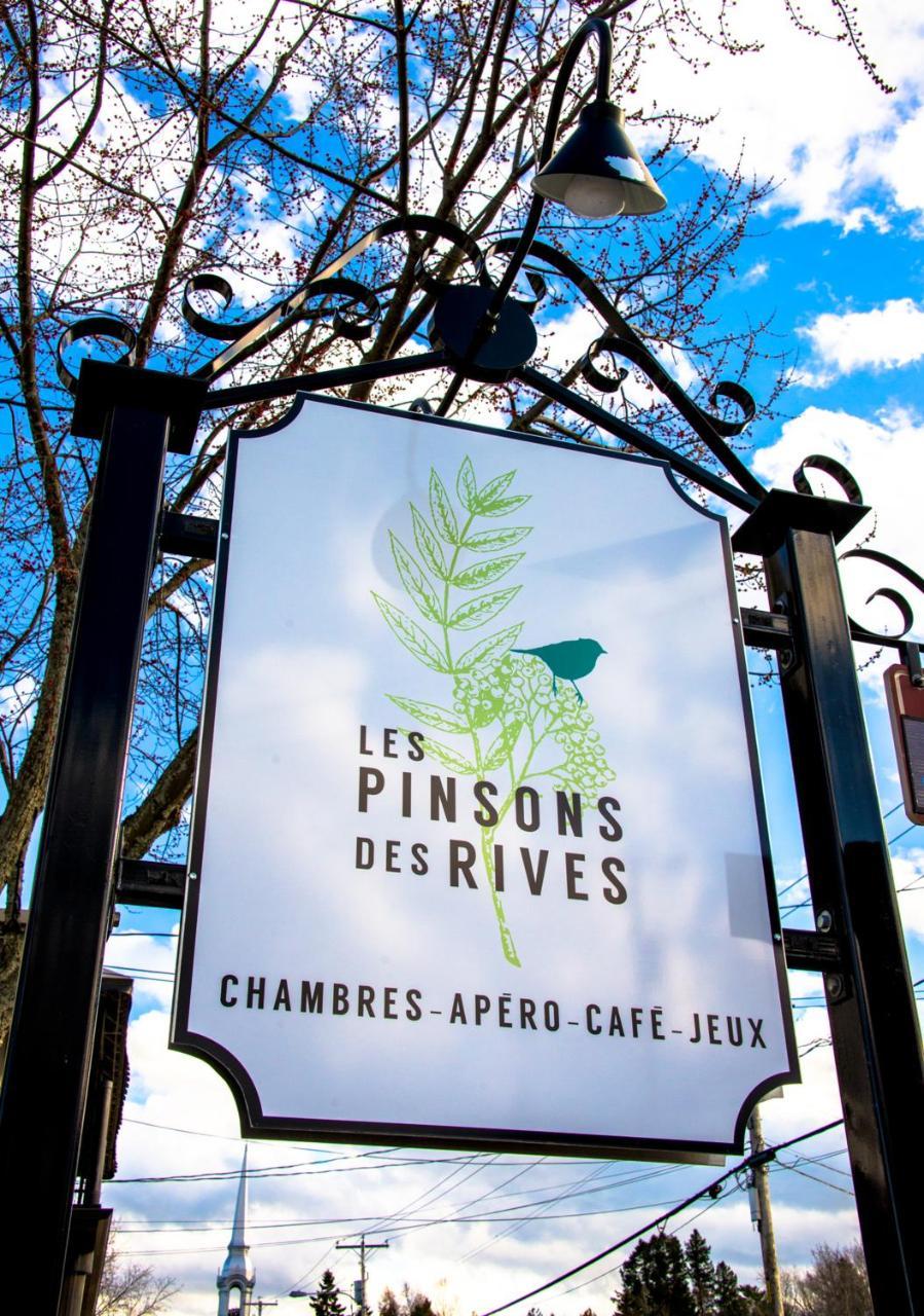Bed and Breakfast Les Pinsons Des Rives La Malbaie Zewnętrze zdjęcie